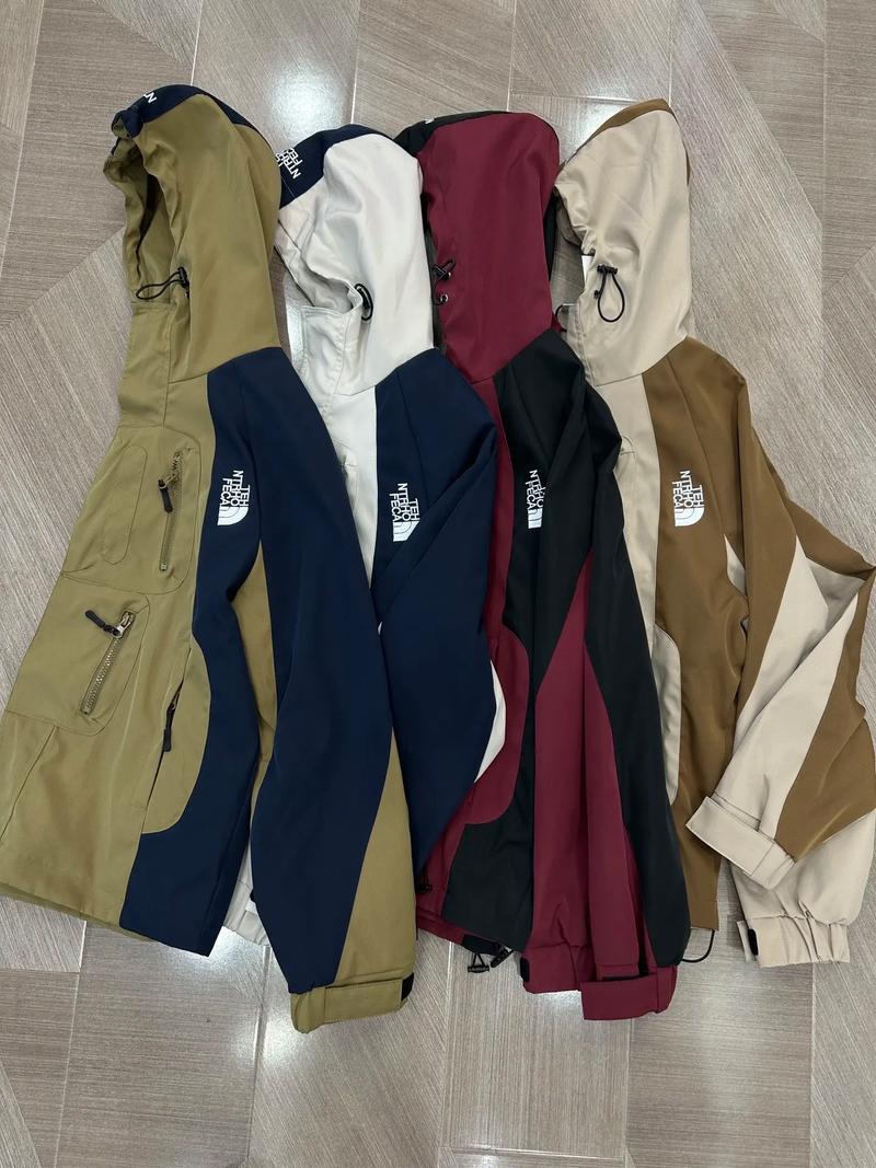 工廠源頭直供，揭秘服裝批發的高效生意經
